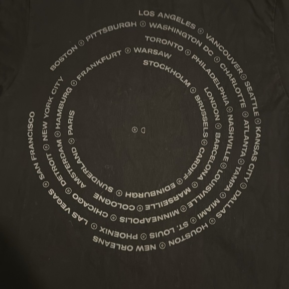 Official Beyoncé Renaissance World Tour T-Shirt Size Small - Picture 5 of 16